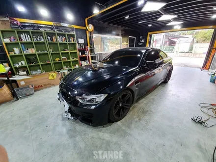 BMW M4 사틴블랙 전체랩핑 - 성남자동차랩핑/분당랩핑/판교랩핑/스탠스(STANCE) / 성남시 수정구 사송동