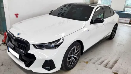 BMW 5시리즈 그릴 _ 사이드 미러 유광 블랙 포인트 랩핑 시공. / 성남 랩핑 / 분당 랩핑 / 판교 랩핑 / 스탠스 ( STANCE ) / 성남시 수정구 사송동