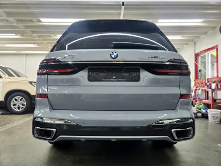 BMW X7 크롬 딜리트 + 무광 그릴 교체 시공! 완성도 높인 블랙아웃 스타일 / 성남 랩핑 / 분당 랩핑 / 판교 랩핑 / 스탠스(STANCE) / 성남시 수정구 사송동