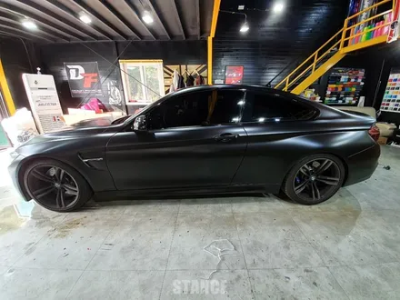 BMW M4 사틴블랙 전체랩핑 - 성남자동차랩핑/분당랩핑/판교랩핑/스탠스(STANCE) / 성남시 수정구 사송동