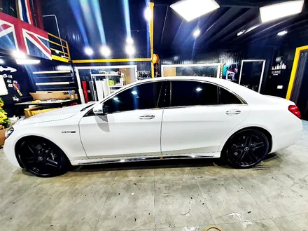 벤츠 S63 AMG 화이트 유광 전체 카스킨! 성남/분당/판교/스탠스랩핑 / 성남시 수정구 사송동