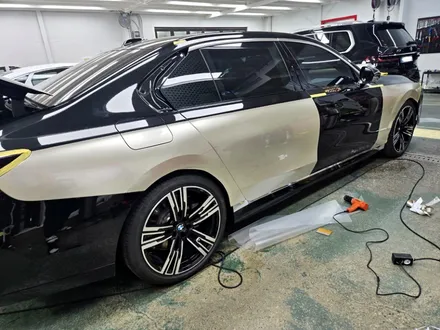 BMW 750E 샴페인 골드 듀오톤 랩핑 / 전체 PPF 시공 / 스탠스 (STANCE) / 성남시 수정구 사송동