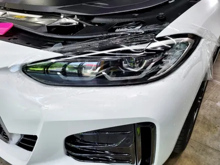 BMW i4 샤틴 화이트 전체 카스킨 / 스탠스 랩핑 /분당랩핑 / 성남랩핑 / 판교랩핑 / 성남시 수정구 사송동