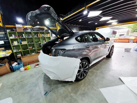 BMW X6 M50D 유광 화이트 전체 랩핑 / 성남 랩핑 /분당 랩핑 / 판교 랩핑 / 스탠스 (STANCE) / 성남시 수정구 사송동