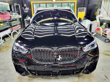 BMW X5 LB 고광택 필름 유광 블랙 전체 랩핑 / 성남 랩핑 / 분당 랩핑 / 판교 랩핑 / 스탠스 (STANCE) / 성남시 수정구 사송동