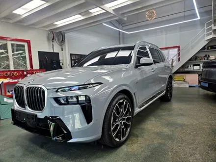 BMW X7 크롬 딜리트 + 무광 그릴 교체 시공! 완성도 높인 블랙아웃 스타일 / 성남 랩핑 / 분당 랩핑 / 판교 랩핑 / 스탠스(STANCE) / 성남시 수정구 사송동