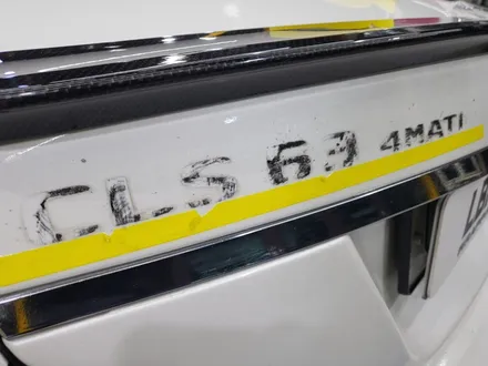 벤츠 63AMG 루프스킨 / 카본 사이드 미러 / 리어 스포일러 / 도어 캐치 / 나이트 패키지 교체 토탈 시공 / 스탠스 ( STANCE ) / 성남시 수정구 사송동