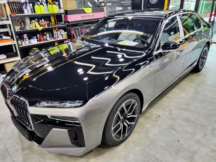 BMW740i 고광택 유광 블랙 듀오톤 랩핑 / 성남랩핑 / 분당랩핑 / 판교랩핑 / 스탠스 ( STANCE ) / 성남시 수정구 사송동