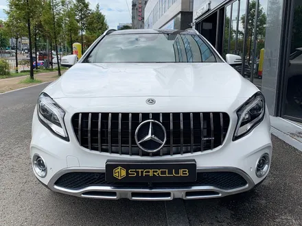 스타클럽 벤츠 에디션 모델 GLA45 AMG 실버 블랙세로그릴 / 수원, 부천, 부평, 인천