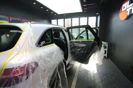 스타클럽 글라스틴트 부천점 벤츠 GLC 300 품격있는 운전자의 가치있는 틴팅 투자 슈어X 필름 시공 / 수원, 부천, 부평, 인천