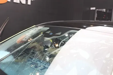 스타클럽 글라스틴트 부천 벤츠 E300 E클래스썬팅 품격에 걸맞은 슈어X 틴팅 필름 시공 + 다이아몬드그릴 교체 / 수원, 부천, 부평, 인천