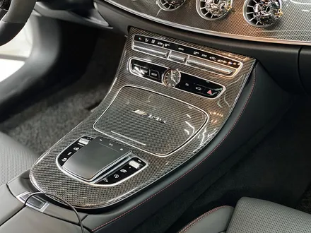 벤츠E53 AMG 쿠페 고민할 필요가 없는 IWC 리얼카본 센터페시아& 사이드미러 교체 시공입니다! / 수원, 부천, 부평, 인천