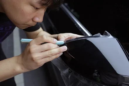 스타클럽 글라스틴트 휴먼리테일 펜더15 썬루프 썬팅 및 에어로 페인트 쉴드 사이드미러 PPF 보호필름 시공 아우디 A3 / 수원, 부천, 부평, 인천