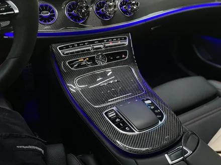 벤츠E53 AMG 쿠페 고민할 필요가 없는 IWC 리얼카본 센터페시아& 사이드미러 교체 시공입니다! / 수원, 부천, 부평, 인천