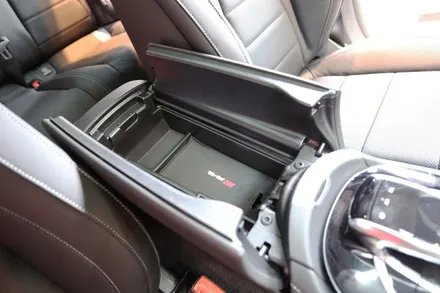 스타클럽 글라스틴트 부천점 벤츠 E300 슈어X 틴팅 필름 시공+전동트위터+송풍구 엠비언트 라이트+다이아몬드 그릴,스포일러 장착 이 모든것을 한번에! / 수원, 부천, 부평, 인천