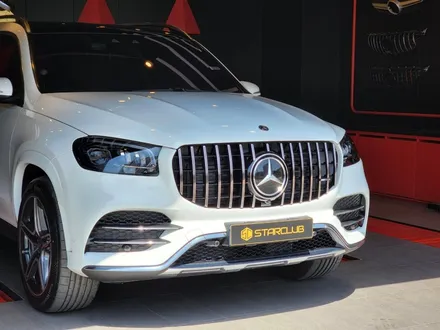 벤츠 GLS 세로그릴 63 AMG 디퓨저 머플러 전동사이드스텝 튜닝 시공은 어디서? / 수원, 부천, 부평, 인천