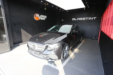 스타클럽 글라스틴트 부천 벤츠 E300 E클래스썬팅 품격에 걸맞은 슈어X 틴팅 필름 시공 + 다이아몬드그릴 교체 / 수원, 부천, 부평, 인천
