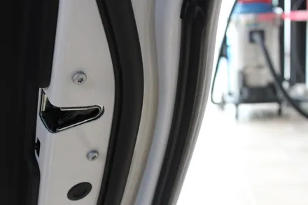 BMW PPF보호필름 재시공, 내 차를 보호하는 가장 효과적인 보디가드- / 군산시 나운동