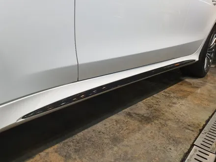 벤츠AMG GT4도어 신형차량 ! 사이드미러/사이드데칼/루프스킨랩핑까지 화이트는 역시 블랙포인트를줘야 디자인이 살아납니다! AMG GT4도어 멋지다.. 영등포랩핑샵 하트스 / 서울 영등포