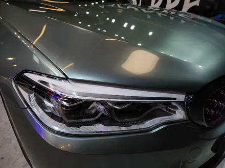 BMW5시리즈 전체랩핑제거후 *엔비아그린*전체랩핑 영등포랩핑 보험/사고수리전문! / 서울 영등포