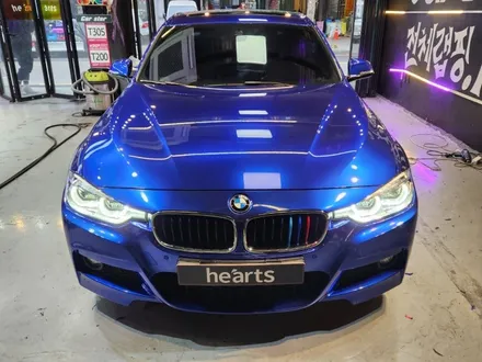 F바디 BMW330I 전체랩핑(카멜레온) 제거후 전체랩핑(파이어블루) 영등포랩핑샵 하트스 / 서울 영등포