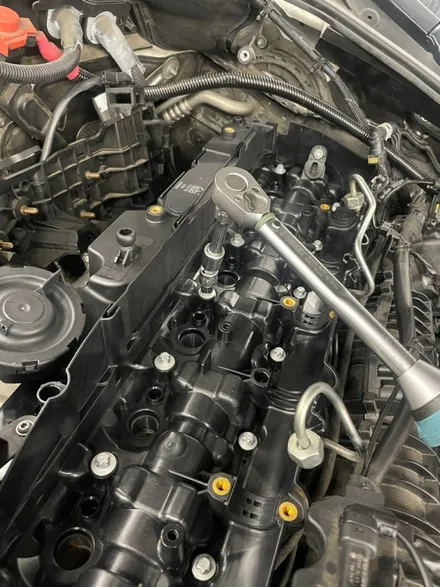 F10 BMW530D 헤드커버누유 앗세이교환 터보누유 O링교환 엔진오일교환 영등포수입차정비 / 서울 영등포