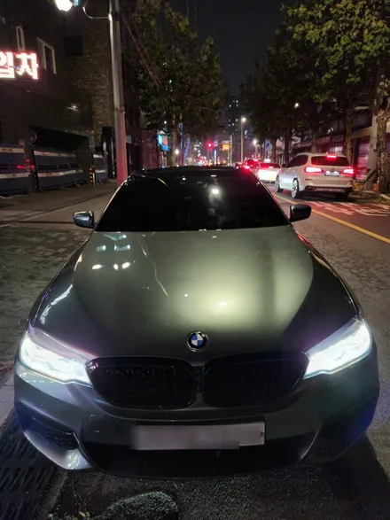 BMW5시리즈 전체랩핑제거후 *엔비아그린*전체랩핑 영등포랩핑 보험/사고수리전문! / 서울 영등포