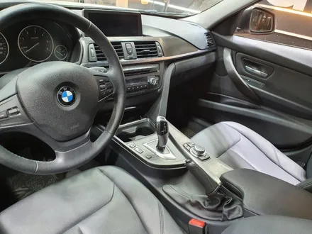 BMW 320d 우드트림 카본&블랙브러쉬 실내랩핑 / 서울 영등포