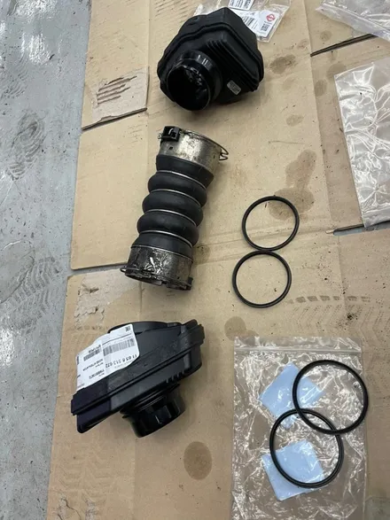 F10 BMW530D 헤드커버누유 앗세이교환 터보누유 O링교환 엔진오일교환 영등포수입차정비 / 서울 영등포