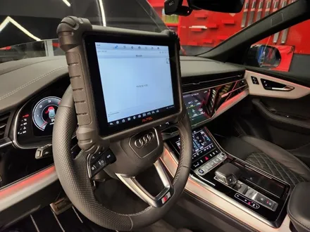 아우디Q8 50TDI 크롬죽이기 잡소리해결 뒷범퍼 센서이탈 재장착 수리 영등포랩핑샵 / 영등포카센터 아우디전문수리 / 서울 영등포