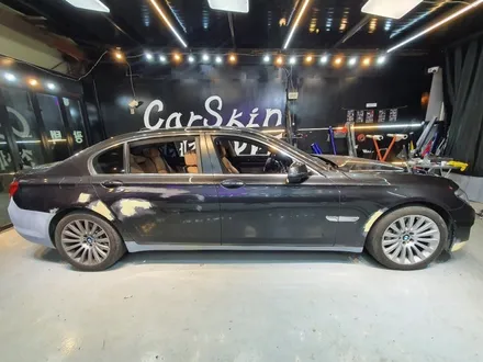 BMW 740Li 블랙유광메탈릭 전체랩핑 / 서울 영등포