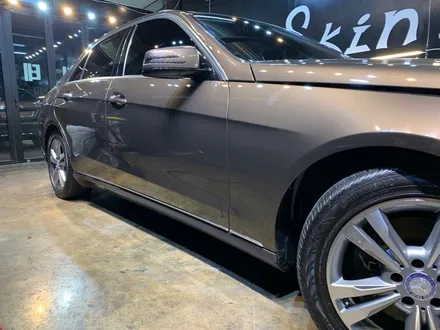 [전체랩핑] 벤츠 / e250cdi / 영등포랩핑 / 카스킨 /  칙칙한 브라운톤을 엣지있는 그레이메탈릭으로~_~ / 서울 영등포