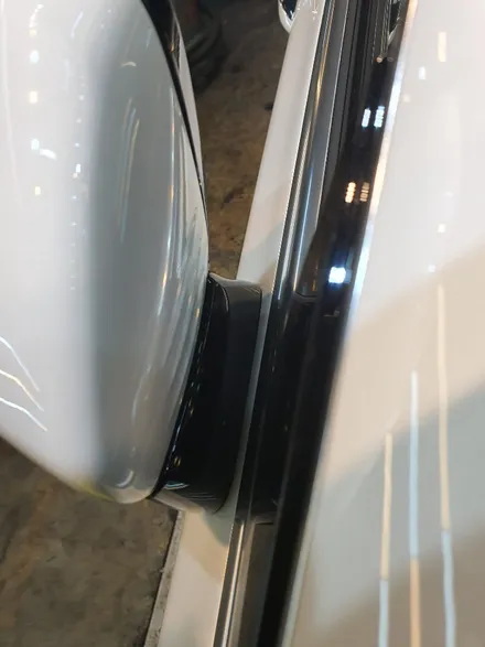 벤츠AMG GT4도어 신형차량 ! 사이드미러/사이드데칼/루프스킨랩핑까지 화이트는 역시 블랙포인트를줘야 디자인이 살아납니다! AMG GT4도어 멋지다.. 영등포랩핑샵 하트스 / 서울 영등포