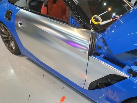 BMW Z4 전체랩핑제거 후 (에이버리_사틴크롬실버) 전체랩핑 시공 - 영등포랩핑샵 / 서울 영등포