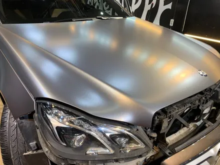 [전체랩핑] 벤츠 / e250cdi / 영등포랩핑 / 카스킨 /  칙칙한 브라운톤을 엣지있는 그레이메탈릭으로~_~ / 서울 영등포