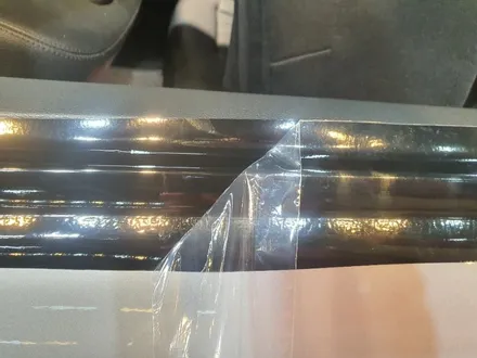영등포랩핑전문 벤츠E클래스 윈도우크롬몰딩블랙랩핑/실내랩핑 작업  얼룩져버린 크롬몰딩&실내올드함의대표 우드트림 없애버리기 / 서울 영등포
