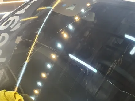 벤츠E클래스 와이퍼 드드득소리때문에 유막제거 + 유리발수코팅 + 와이퍼 각도조절까지 ! / 서울 영등포