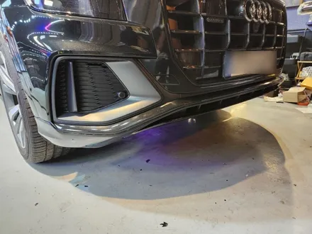 아우디Q8 50TDI 크롬죽이기 잡소리해결 뒷범퍼 센서이탈 재장착 수리 영등포랩핑샵 / 영등포카센터 아우디전문수리 / 서울 영등포