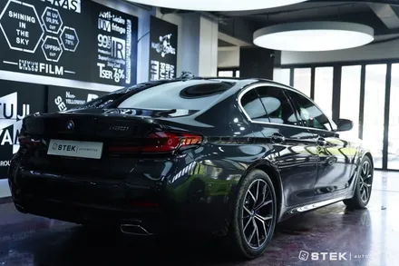 비금속 세라믹인데 열반사가 된다? BMW 530i 틴팅 STEK NEX 시공 / 성남시 수정구 오야동