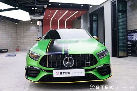 A45 S의 역동적인 \'그린 헬 마그노\' 리미티드 에디션을 빛나게 한 STEK 패키지 / 성남시 수정구 오야동