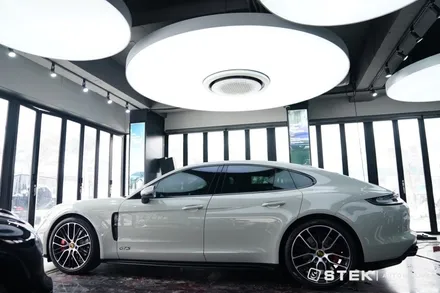 포르쉐 파나메라 GTS 틴팅, 고성능 세단에 걸맞는 STEK NEX 시공 / 성남시 수정구 오야동