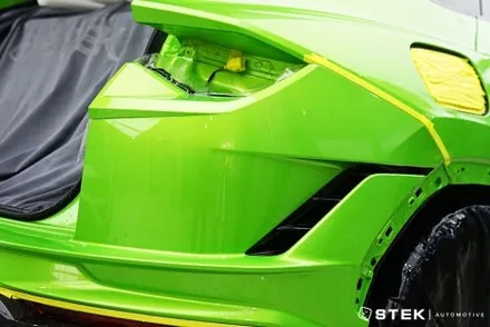 독특한 컬러에서 더욱 빛을 발하는 STEK DYNO 프리미엄 PPF와 우루스 퍼포만테 / 성남시 수정구 오야동