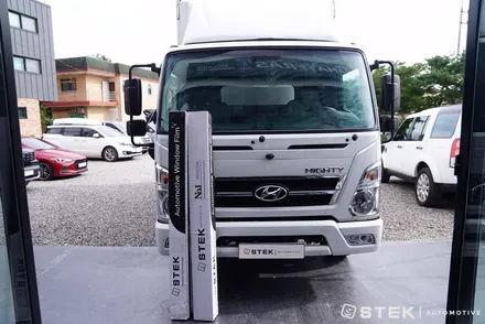 STEK 최초 야외 틴팅 시공, 대형화물 마이티틴팅 STEK NEX로 고르다. / 성남시 수정구 오야동
