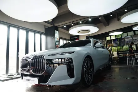 자연스러운 매트함 BMW i7 무광 PPF STEK DYNOsatin(Matte+) / 성남 판교 용인 서초