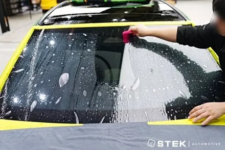 A45 S의 역동적인 \'그린 헬 마그노\' 리미티드 에디션을 빛나게 한 STEK 패키지 / 성남시 수정구 오야동