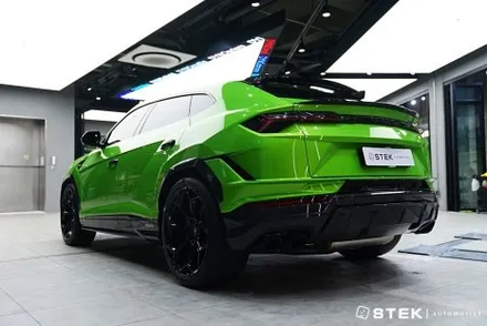 독특한 컬러에서 더욱 빛을 발하는 STEK DYNO 프리미엄 PPF와 우루스 퍼포만테 / 성남시 수정구 오야동