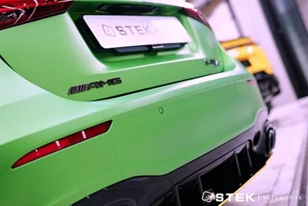 A45 S의 역동적인 \'그린 헬 마그노\' 리미티드 에디션을 빛나게 한 STEK 패키지 / 성남시 수정구 오야동