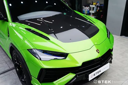 독특한 컬러에서 더욱 빛을 발하는 STEK DYNO 프리미엄 PPF와 우루스 퍼포만테 / 성남시 수정구 오야동
