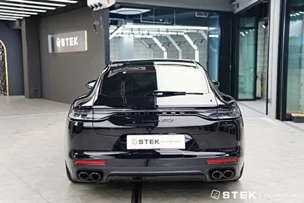스포티함과 품격을 함께 갖춘 파나메라 GTS의 STEK 신차패키지 / 성남시 수정구 오야동