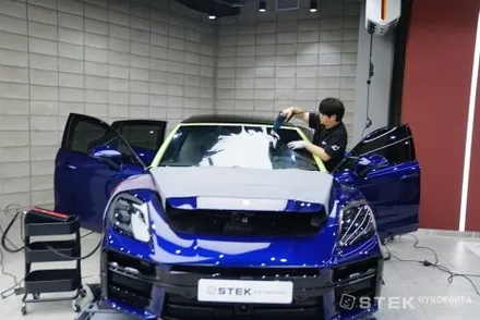 NEX 틴팅과 비내림 방지를 위한 펠트지로 여름준비를 완료한 파나메라 GTS / 성남시 수정구 오야동